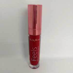 Lipstick matte feels ruby rose 364